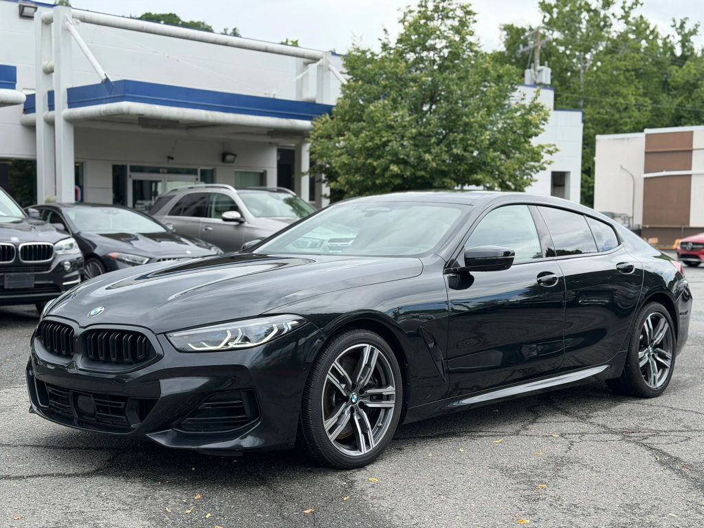 bmw 8 series 2023 WBAGV4C01PCL77946 image bmw 8 series 2023 WBAGV4C01PCL77946 image